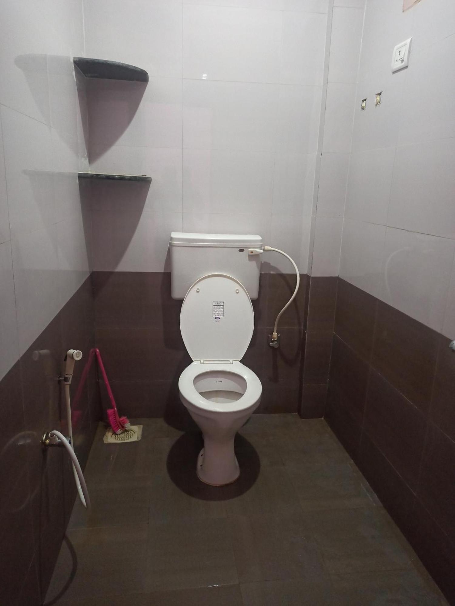 Om Ganesh Naik Guest House Arambol Exterior foto